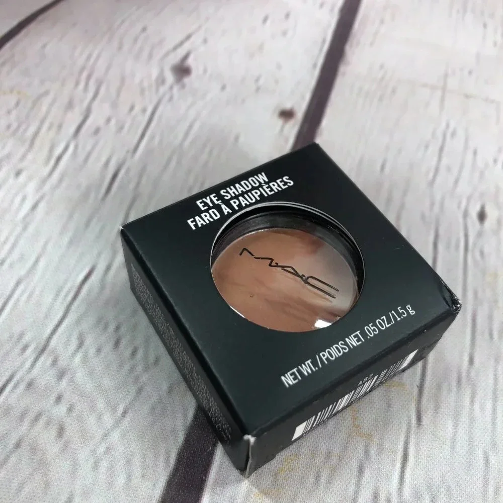 NWT MAC eye shadow soft brown matte makeup